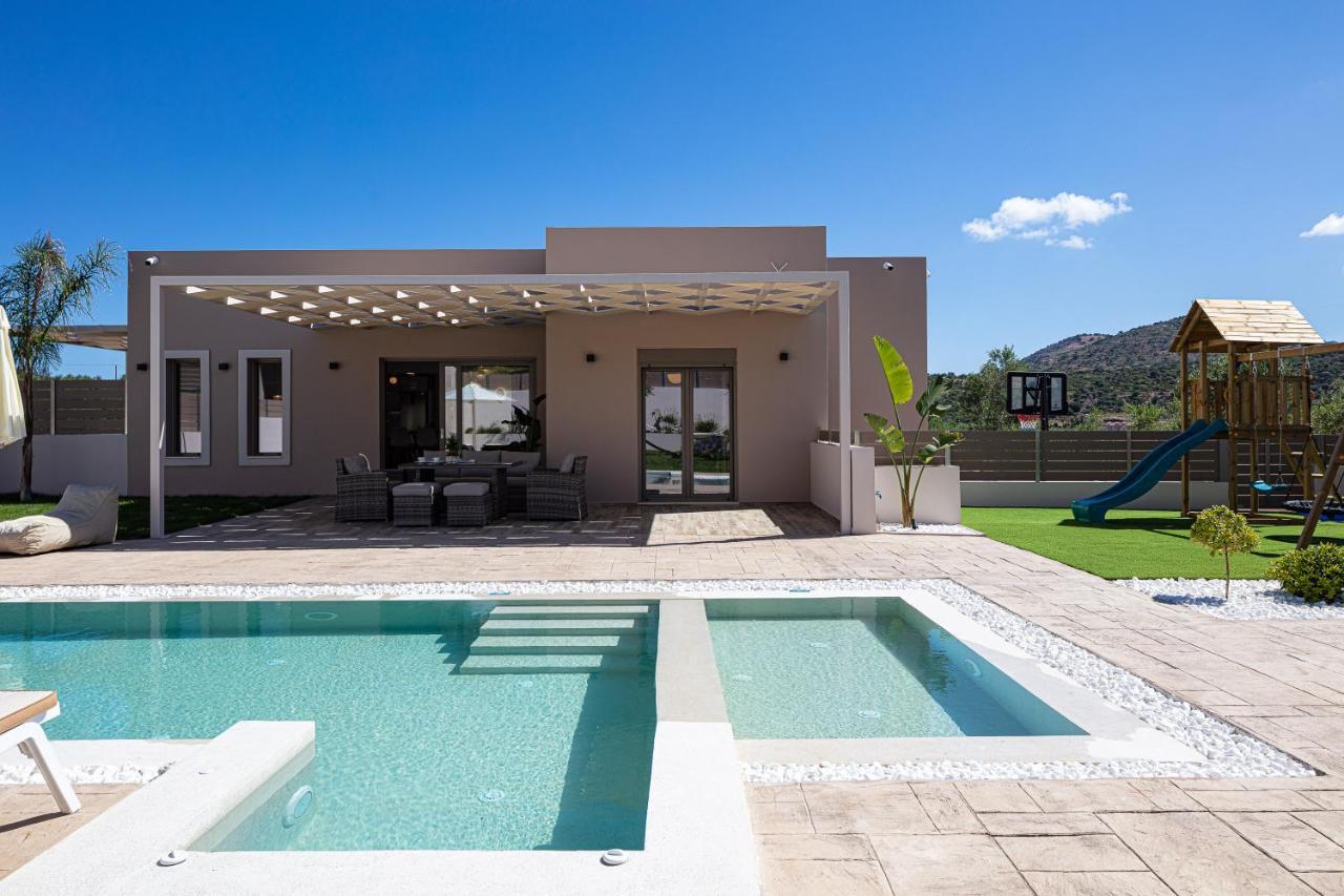 Koin Villa Sunrise, With Heated Pool & Whirlpool Perama  ภายนอก รูปภาพ