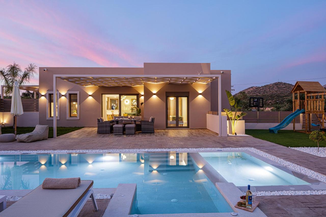 Koin Villa Sunrise, With Heated Pool & Whirlpool Perama  ภายนอก รูปภาพ
